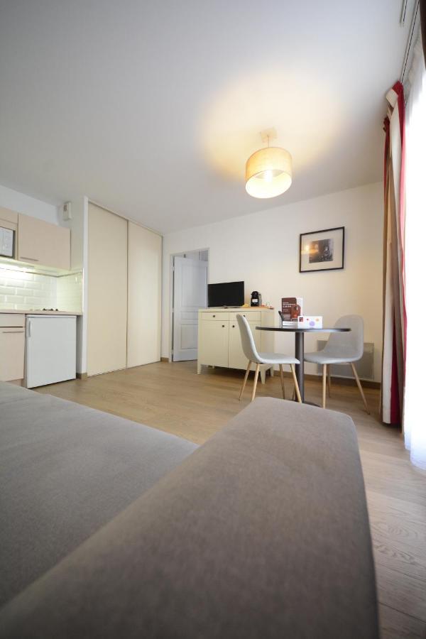 Hotel Cerise Chatou Exteriér fotografie