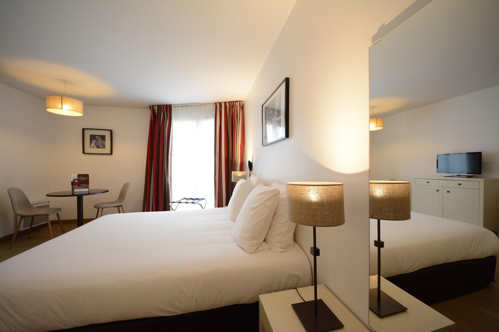 Hotel Cerise Chatou Exteriér fotografie