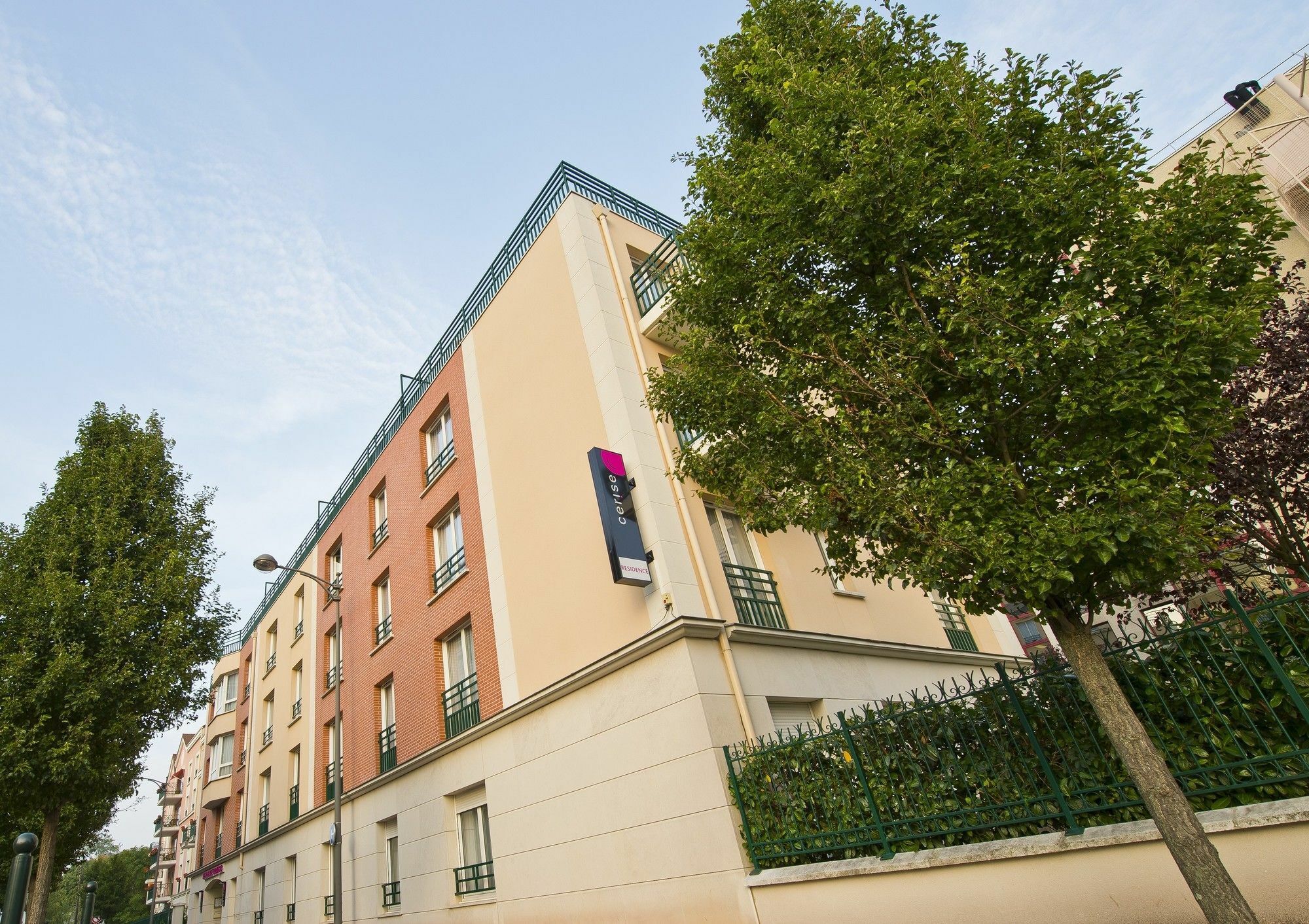 Hotel Cerise Chatou Exteriér fotografie